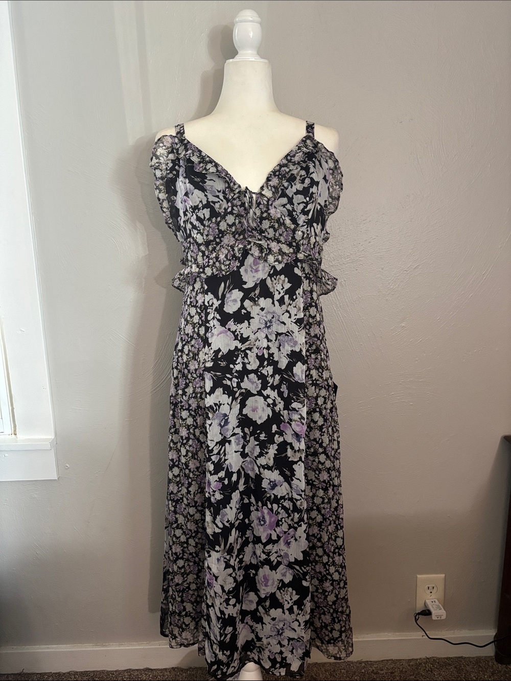 NWT Lulus Floral Ruffle Midi Dress in Black and Lilac
